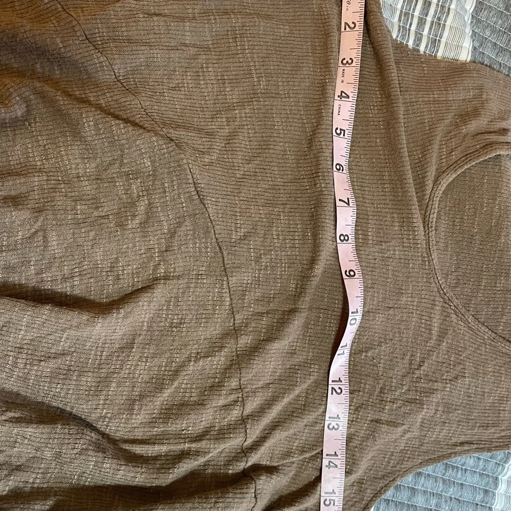 We the Free Brown Sleeveless Women's high low Top medium - Picture 7 of 7